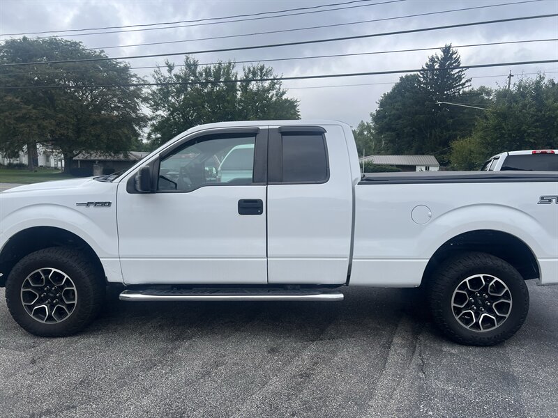 2012 Ford F-150 STX - Photo 8 - Madison, OH 44057