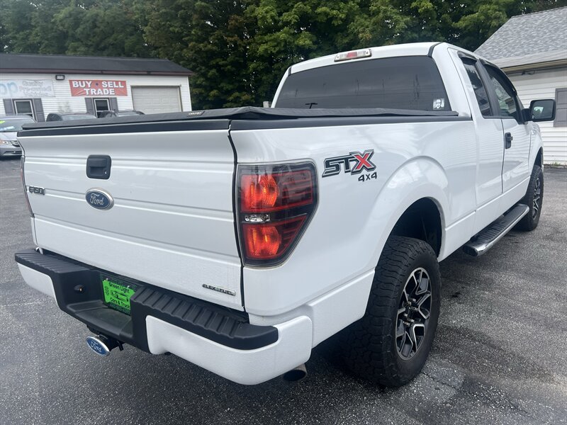 2012 Ford F-150 STX - Photo 5 - Madison, OH 44057