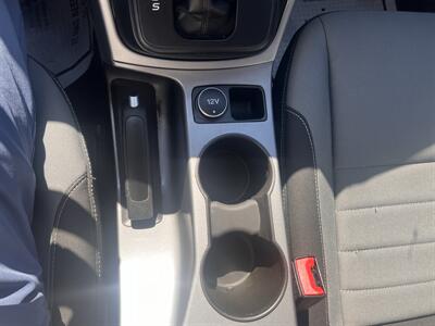 2016 Ford Escape SE - Photo 17 - Madison, OH 44057