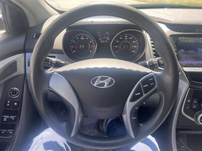 2016 Hyundai Elantra SE - Photo 10 - Madison, OH 44057
