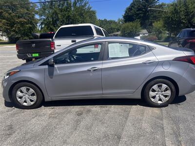 2016 Hyundai Elantra SE - Photo 8 - Madison, OH 44057