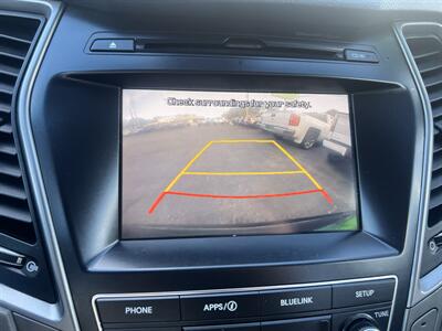 2017 Hyundai Santa Fe SE   - Photo 21 - Madison, OH 44057