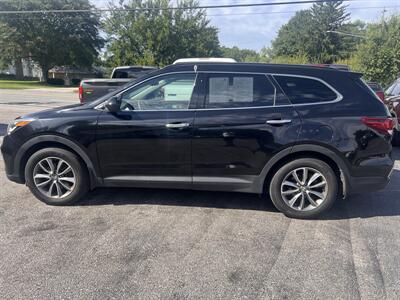2017 Hyundai Santa Fe SE - Photo 8 - Madison, OH 44057