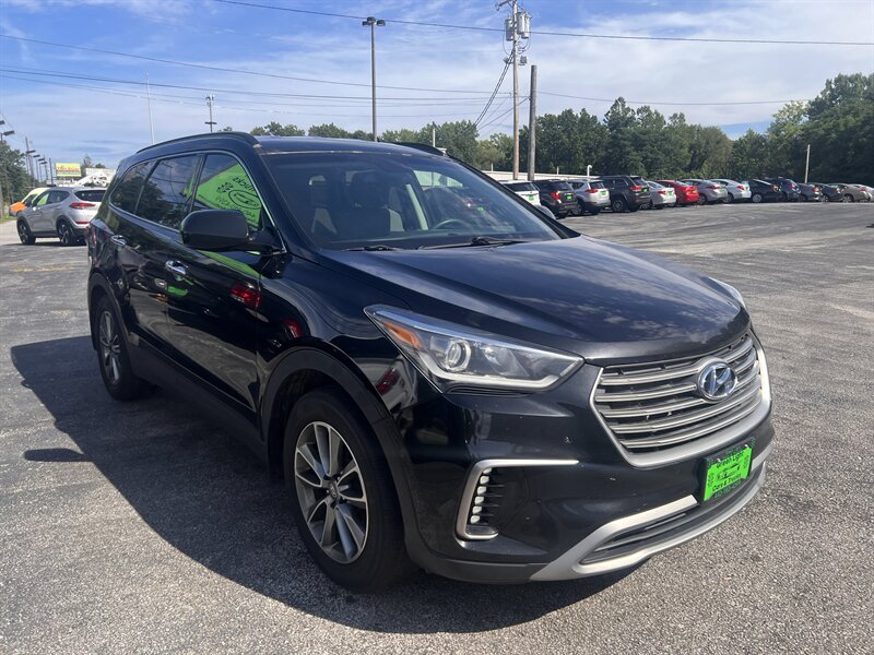 2017 Hyundai Santa Fe SE - Photo 3 - Madison, OH 44057