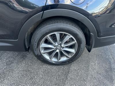 2017 Hyundai Santa Fe SE   - Photo 39 - Madison, OH 44057
