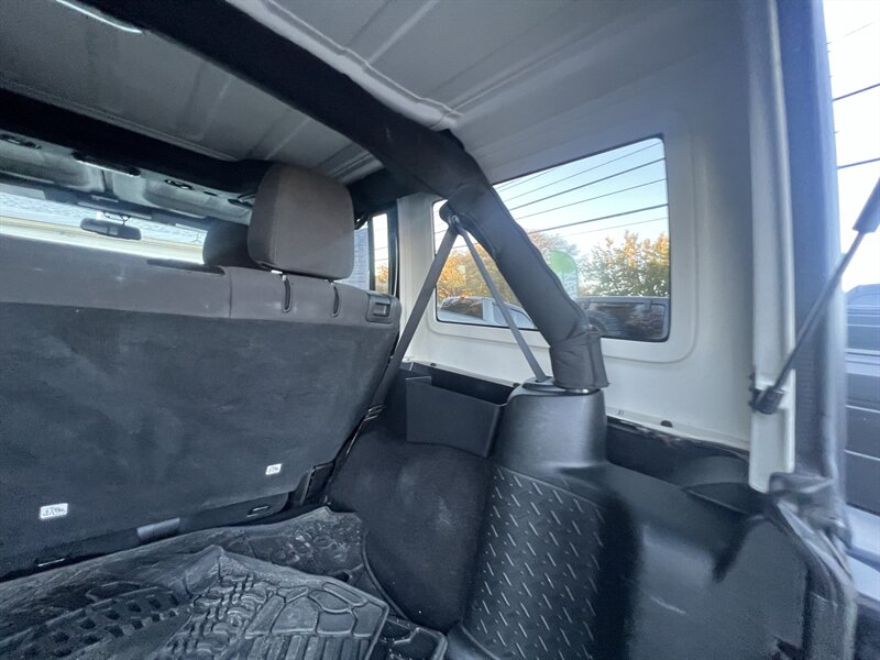 2017 Jeep Wrangler Sport - Photo 32 - Madison, OH 44057