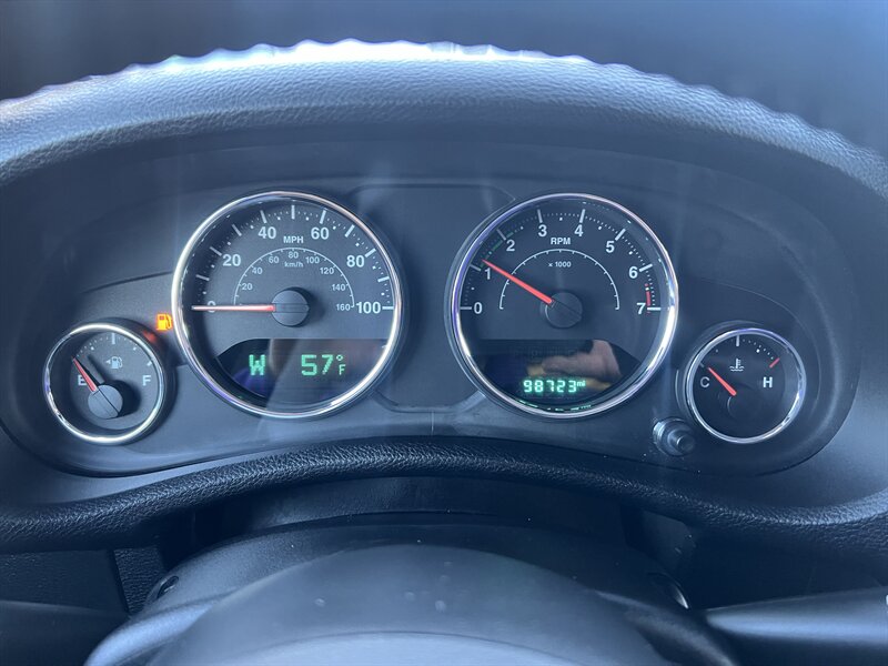 2017 Jeep Wrangler Sport - Photo 17 - Madison, OH 44057