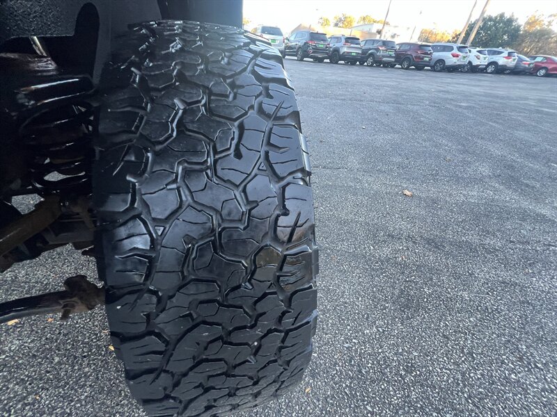 2017 Jeep Wrangler Sport - Photo 45 - Madison, OH 44057