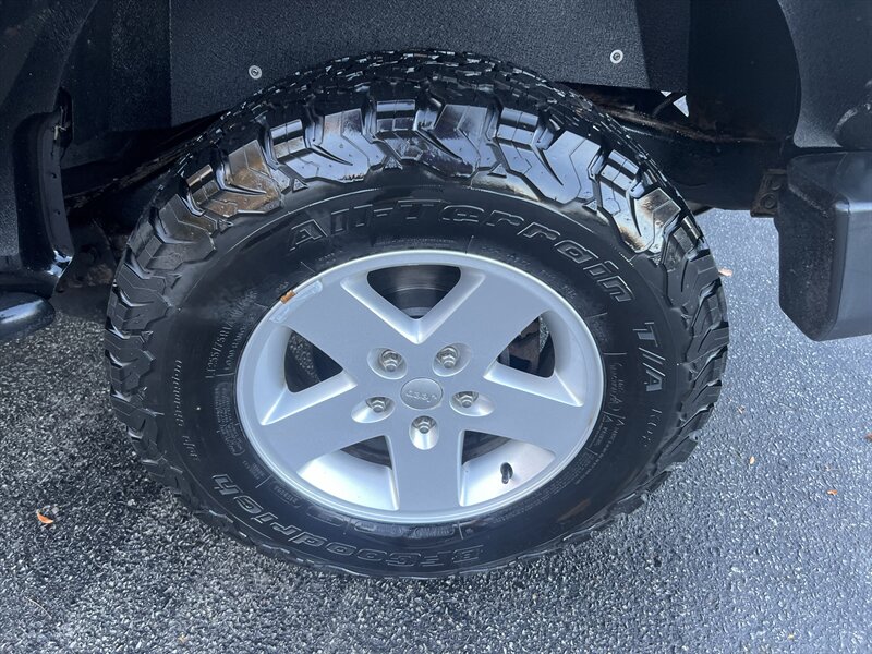 2017 Jeep Wrangler Sport - Photo 46 - Madison, OH 44057