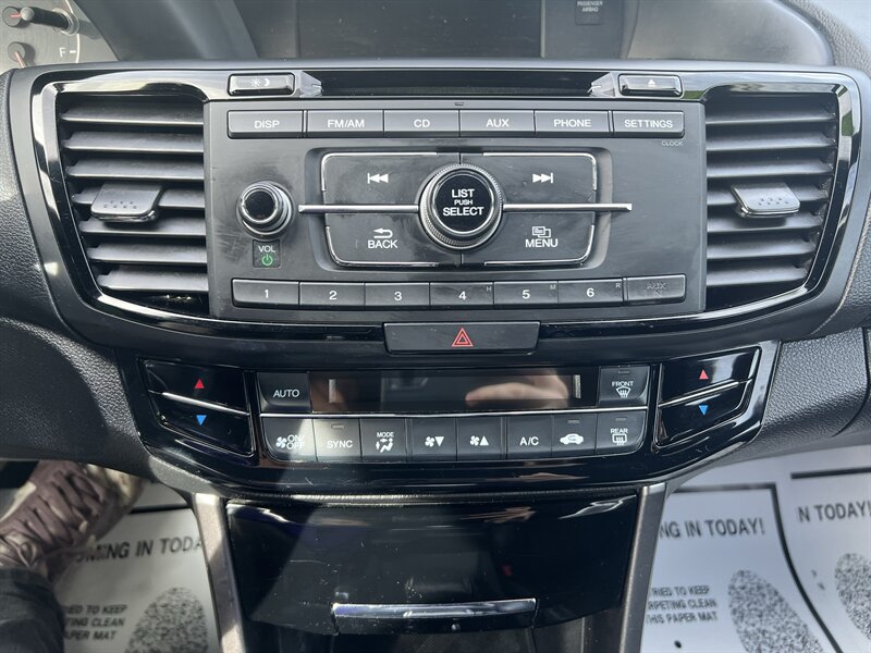 2017 Honda Accord Sport - Photo 20 - Madison, OH 44057