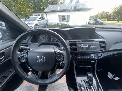 2017 Honda Accord Sport - Photo 11 - Madison, OH 44057