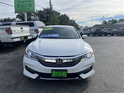 2017 Honda Accord Sport - Photo 2 - Madison, OH 44057
