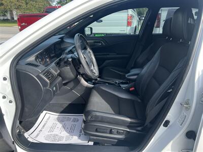 2017 Honda Accord Sport - Photo 11 - Madison, OH 44057