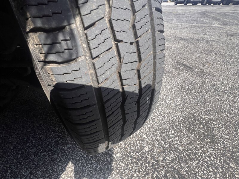 2012 Honda CR-V EX - Photo 35 - Madison, OH 44057