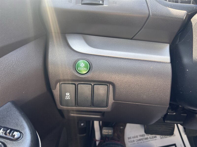 2012 Honda CR-V EX - Photo 12 - Madison, OH 44057