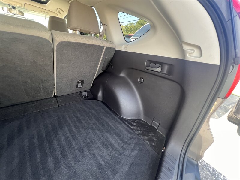 2012 Honda CR-V EX - Photo 27 - Madison, OH 44057