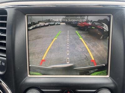2015 Jeep Grand Cherokee Limited - Photo 14 - Madison, OH 44057