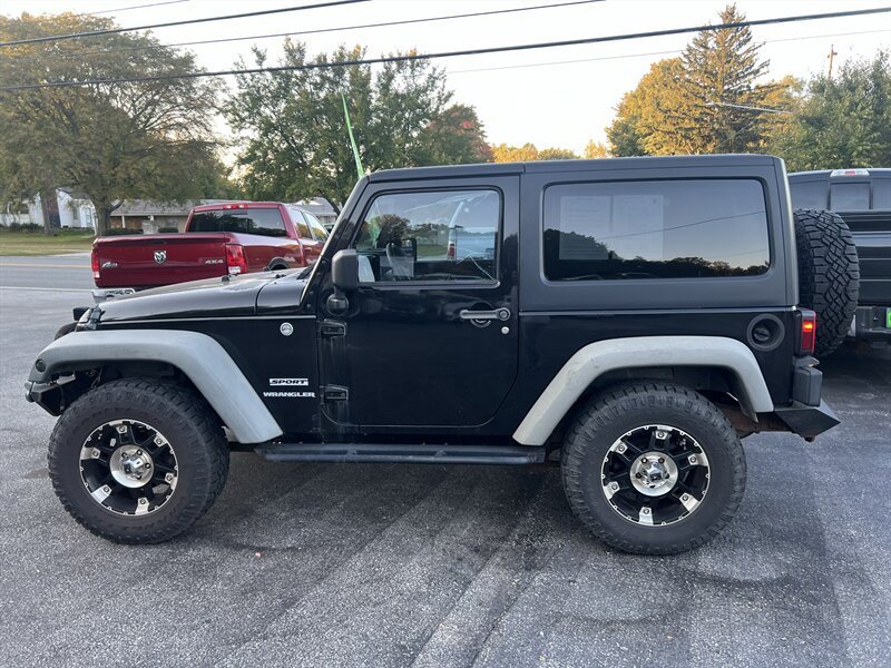 2011 Jeep Wrangler Sport - Photo 8 - Madison, OH 44057