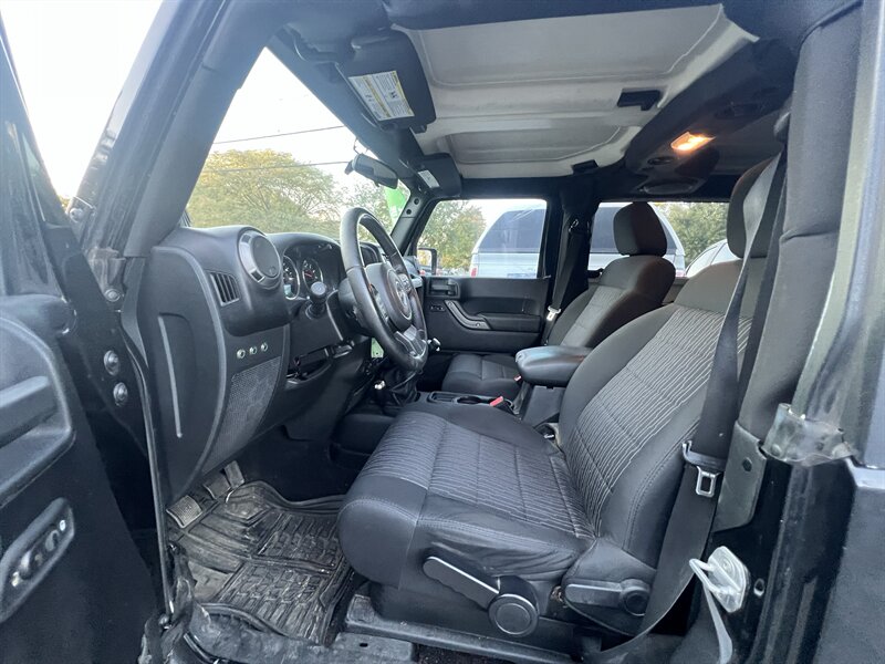 2011 Jeep Wrangler Sport - Photo 12 - Madison, OH 44057