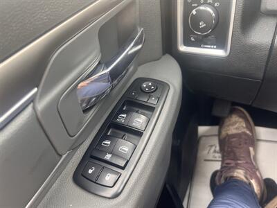 2015 RAM 1500 Big Horn   - Photo 15 - Madison, OH 44057