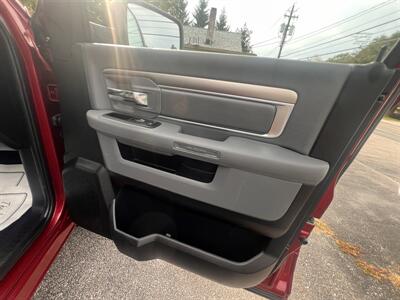 2015 RAM 1500 Big Horn   - Photo 40 - Madison, OH 44057