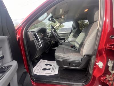 2015 RAM 1500 Big Horn   - Photo 10 - Madison, OH 44057