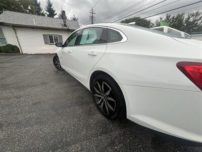 2016 Chevrolet Malibu LT - Photo 24 - Madison, OH 44057