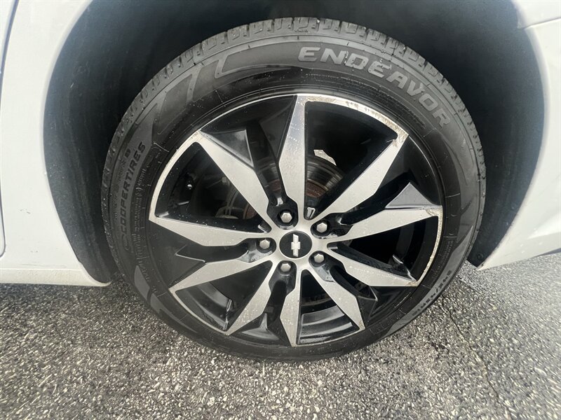 2016 Chevrolet Malibu LT - Photo 36 - Madison, OH 44057