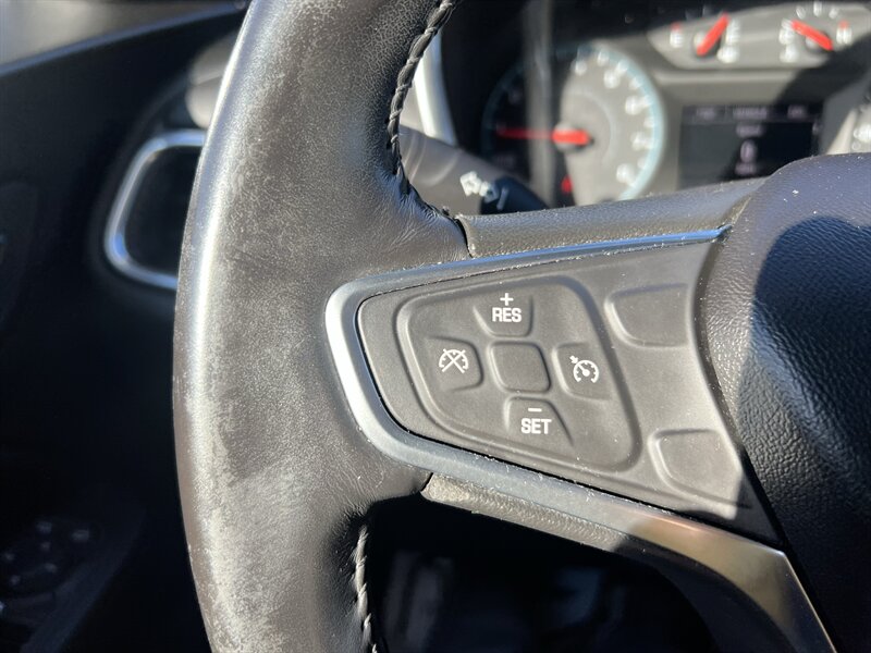 2018 Chevrolet Equinox LT - Photo 19 - Madison, OH 44057