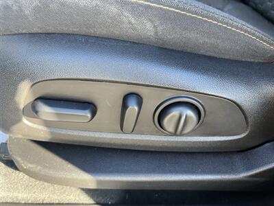 2018 Chevrolet Equinox LT - Photo 8 - Madison, OH 44057