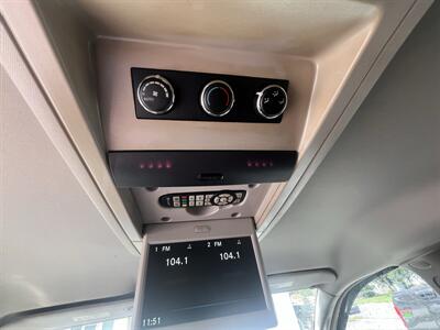 2016 Chrysler Town & Country Touring-L   - Photo 22 - Madison, OH 44057