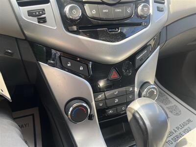 2014 Chevrolet Cruze ECO Auto - Photo 19 - Madison, OH 44057