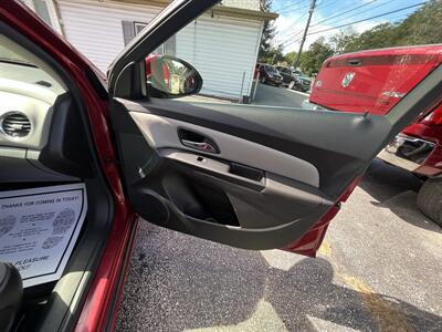 2014 Chevrolet Cruze ECO Auto - Photo 38 - Madison, OH 44057
