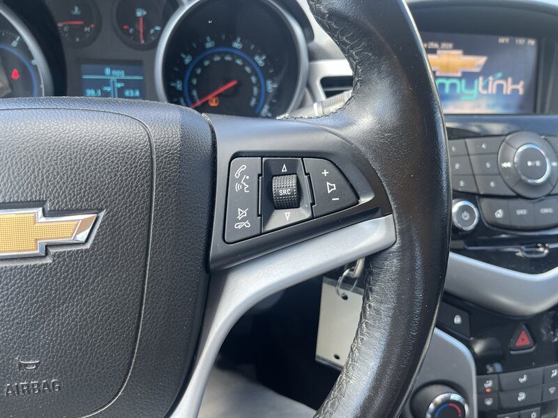 2014 Chevrolet Cruze ECO Auto - Photo 12 - Madison, OH 44057