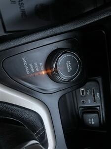 2016 Jeep Cherokee Sport - Photo 19 - Madison, OH 44057