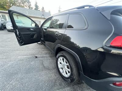 2016 Jeep Cherokee Sport - Photo 23 - Madison, OH 44057