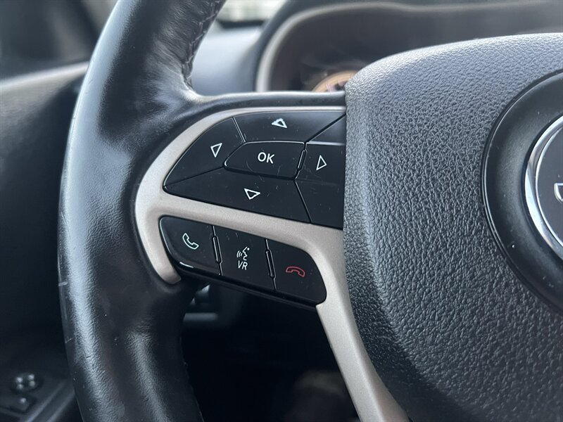 2016 Jeep Cherokee Sport - Photo 13 - Madison, OH 44057