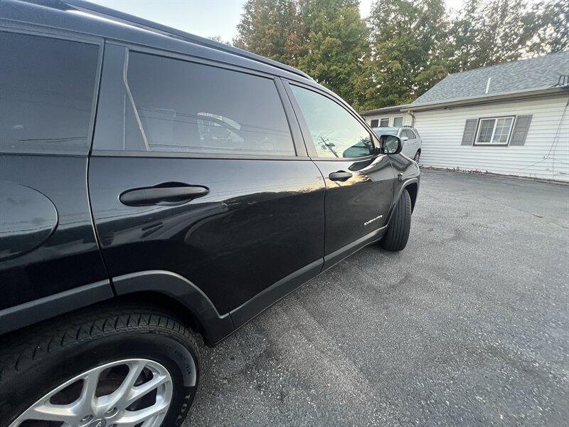 2016 Jeep Cherokee Sport - Photo 29 - Madison, OH 44057
