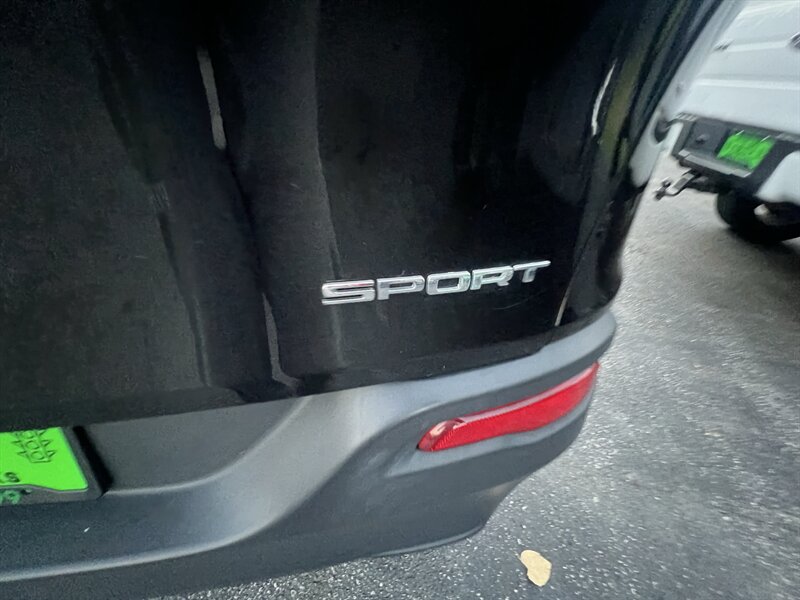 2016 Jeep Cherokee Sport - Photo 25 - Madison, OH 44057