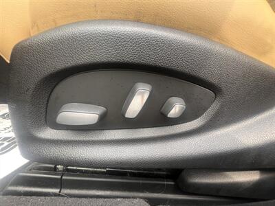 2013 Cadillac XTS Premium Collection - Photo 13 - Madison, OH 44057
