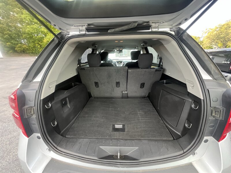 2017 Chevrolet Equinox LT - Photo 27 - Madison, OH 44057