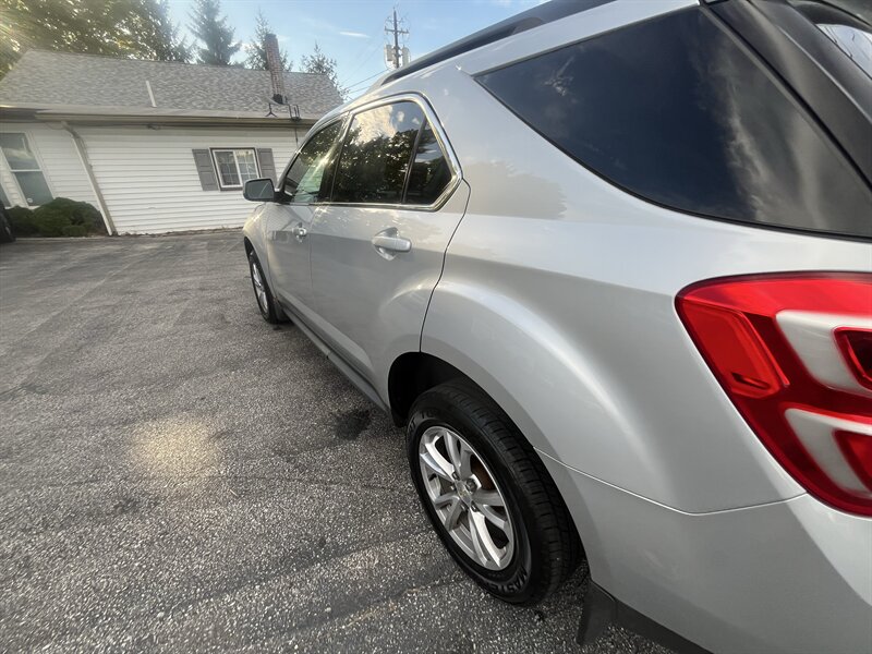 2017 Chevrolet Equinox LT - Photo 23 - Madison, OH 44057
