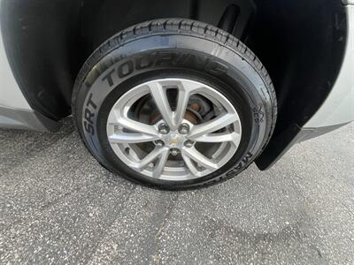 2017 Chevrolet Equinox LT - Photo 38 - Madison, OH 44057