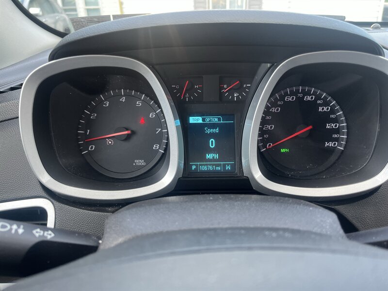 2017 Chevrolet Equinox LT - Photo 14 - Madison, OH 44057