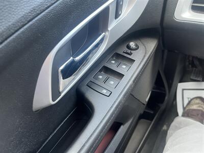 2017 Chevrolet Equinox LT - Photo 17 - Madison, OH 44057