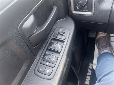 2018 RAM 1500 Express - Photo 15 - Madison, OH 44057