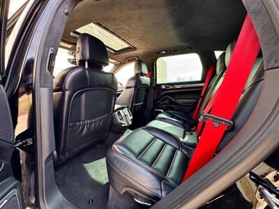 2014 Porsche Cayenne Turbo S   - Photo 23 - Madison, WI 53716