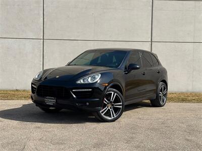 2014 Porsche Cayenne Turbo S   - Photo 37 - Madison, WI 53716