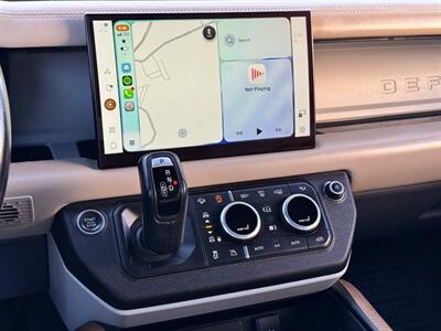 2022 Land Rover Defender 110 X-Dynamic HSE   - Photo 28 - Madison, WI 53716