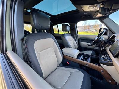 2022 Land Rover Defender 110 X-Dynamic HSE   - Photo 22 - Madison, WI 53716